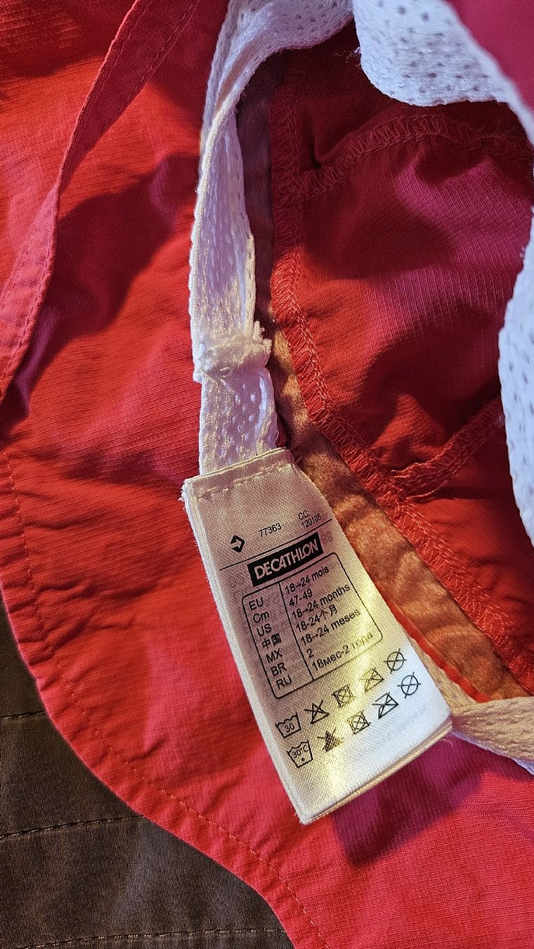 Decathlon Altro abbigliamento per bambina: Bademütze Decathlon 12-24 Monate – Usato da Murten venduto da RYO_RYO 2