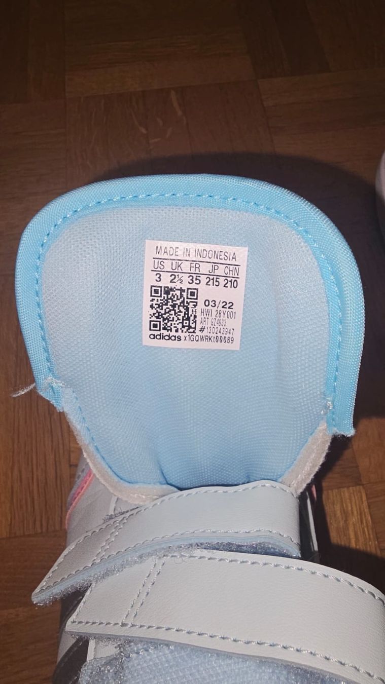 Adidas Schuhe für Mädchen: neue Adidas Hallenturnschuhe Gr 35 – Neu (gemäss Beschreibung) aus Emmen von whytekc 3