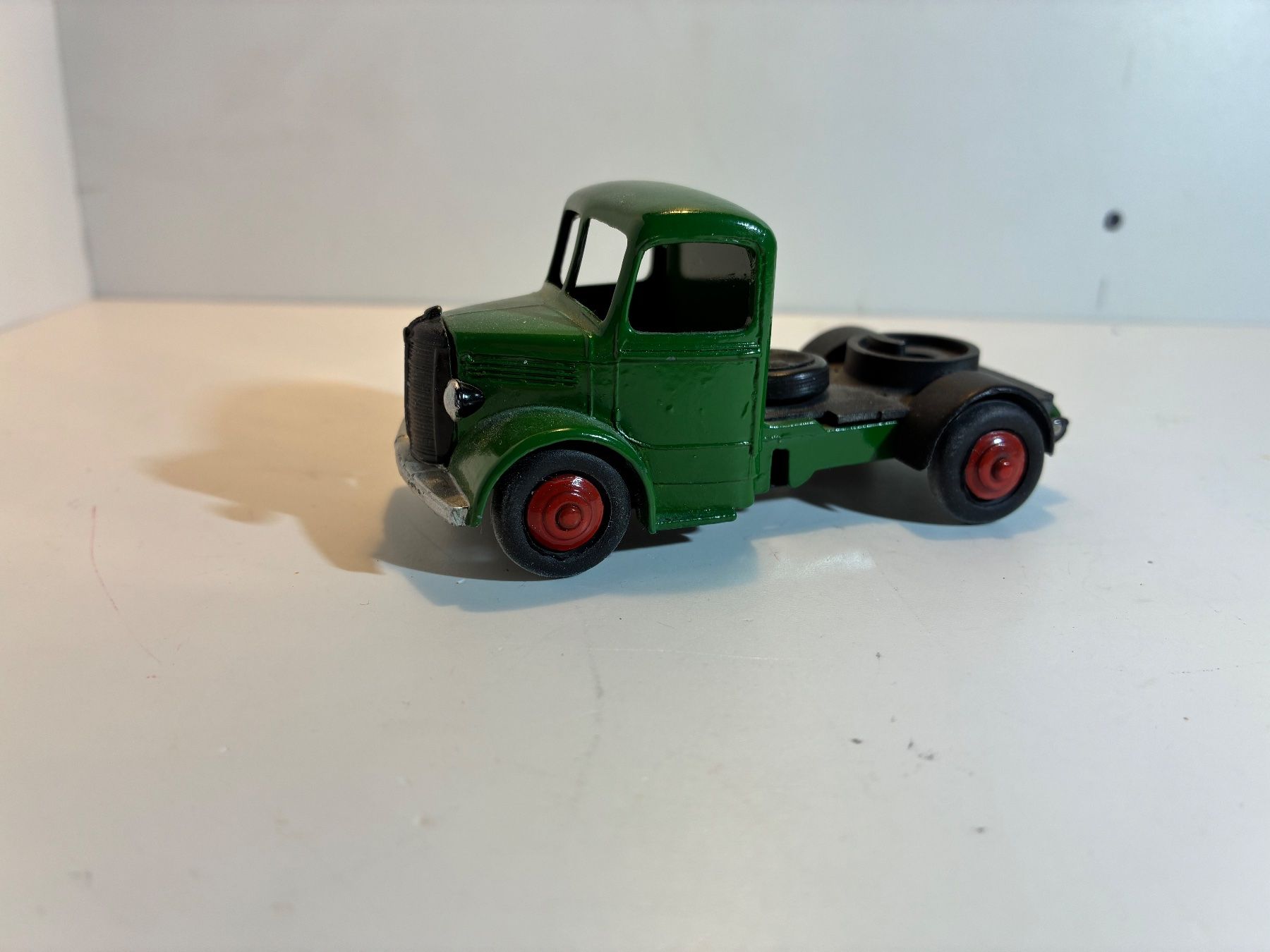 Dinky Toys Modellini d'auto: Dinky Bedford – Usato da Gümmenen venduto da Supererland 2