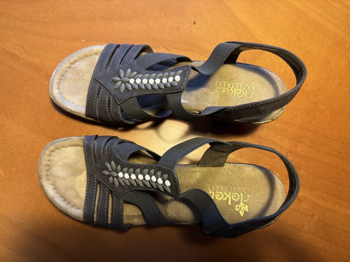Rieker Scarpe da donna: Rieker Sandalen Gr. 40 – Usato da Hitzkirch venduto da riririri