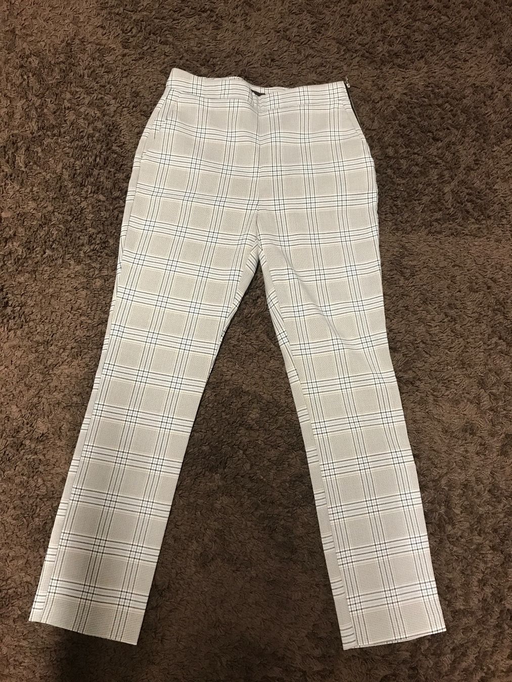 Zara Hosen: Zara Hose Gr S Karo – Gebraucht aus St. Margrethen SG von kellenbh