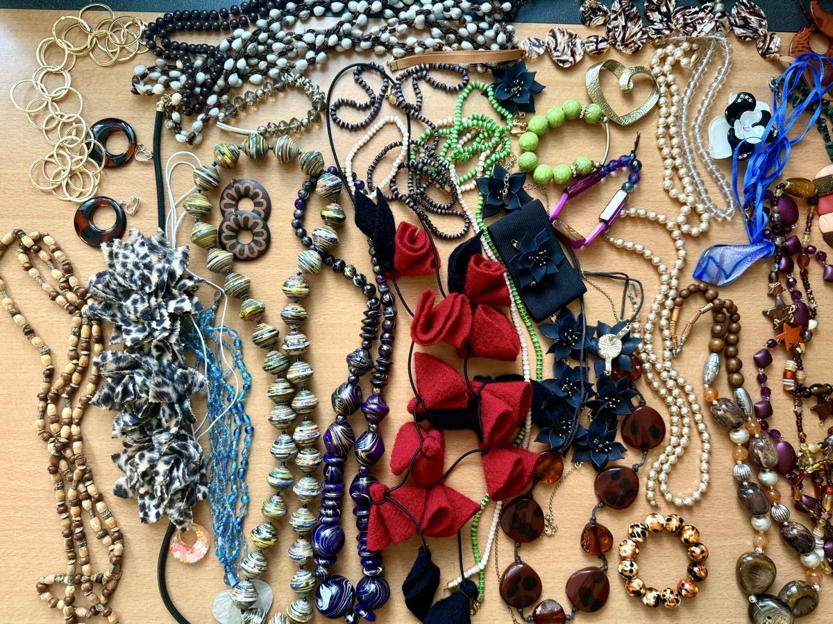 Autres bijoux: 2,3 Kg Modeschmuck Lot – D'occasion à Lamone par LaCantinaMagica 2