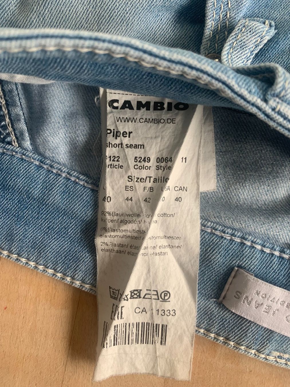 Cambio Jeans: Damen-Jeanshose (Cambio) – Nuovo (secondo la descrizione) da Azmoos venduto da Verwir64 3