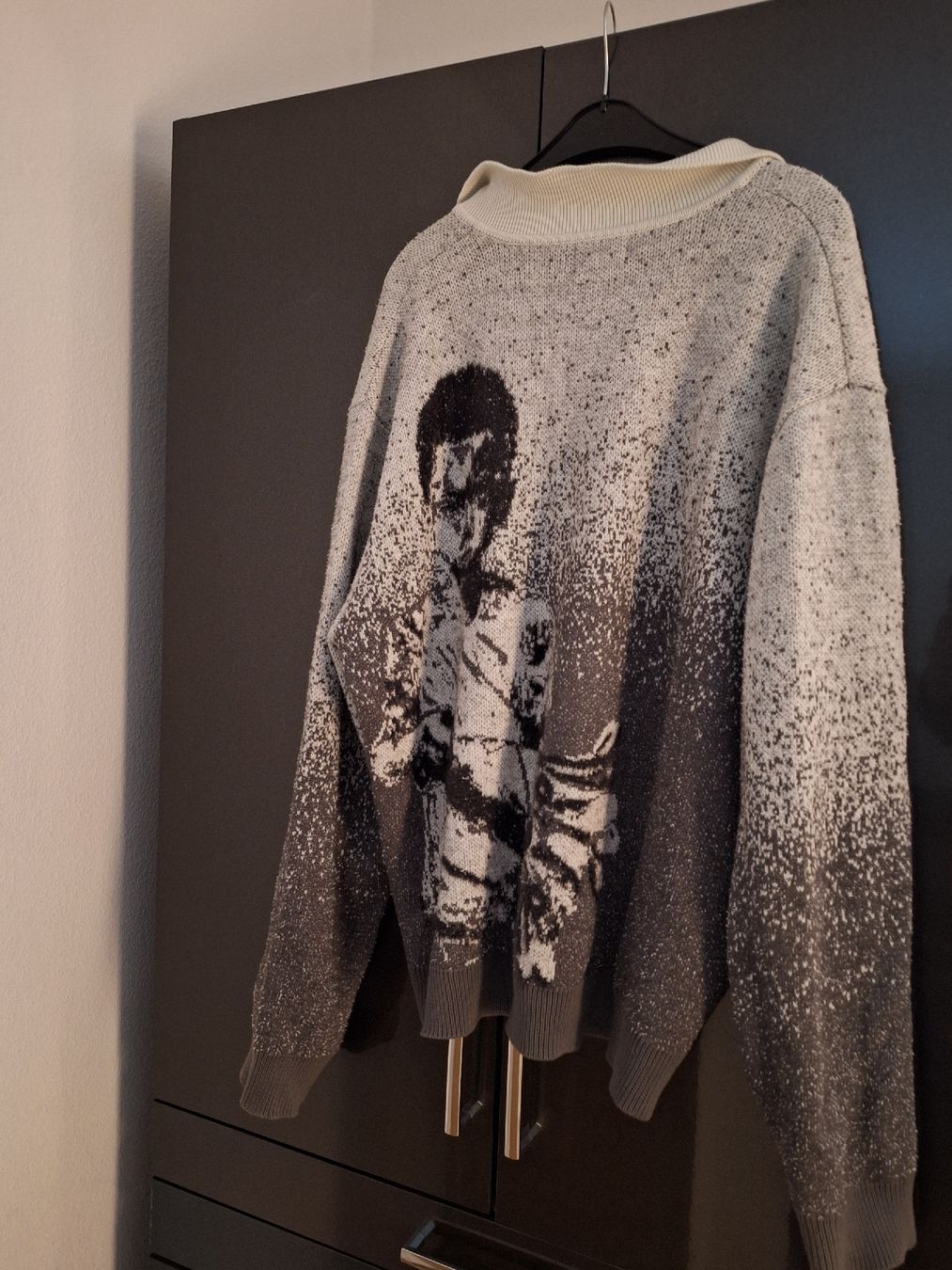 Maglioni & Felpe: Derschutze Pullover mit Backprint – Nuovo (secondo la descrizione) da Winterthur venduto da joh_h9gw 1