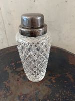 Antiker Shaker aus Kristallglas und versilbertem Metall 