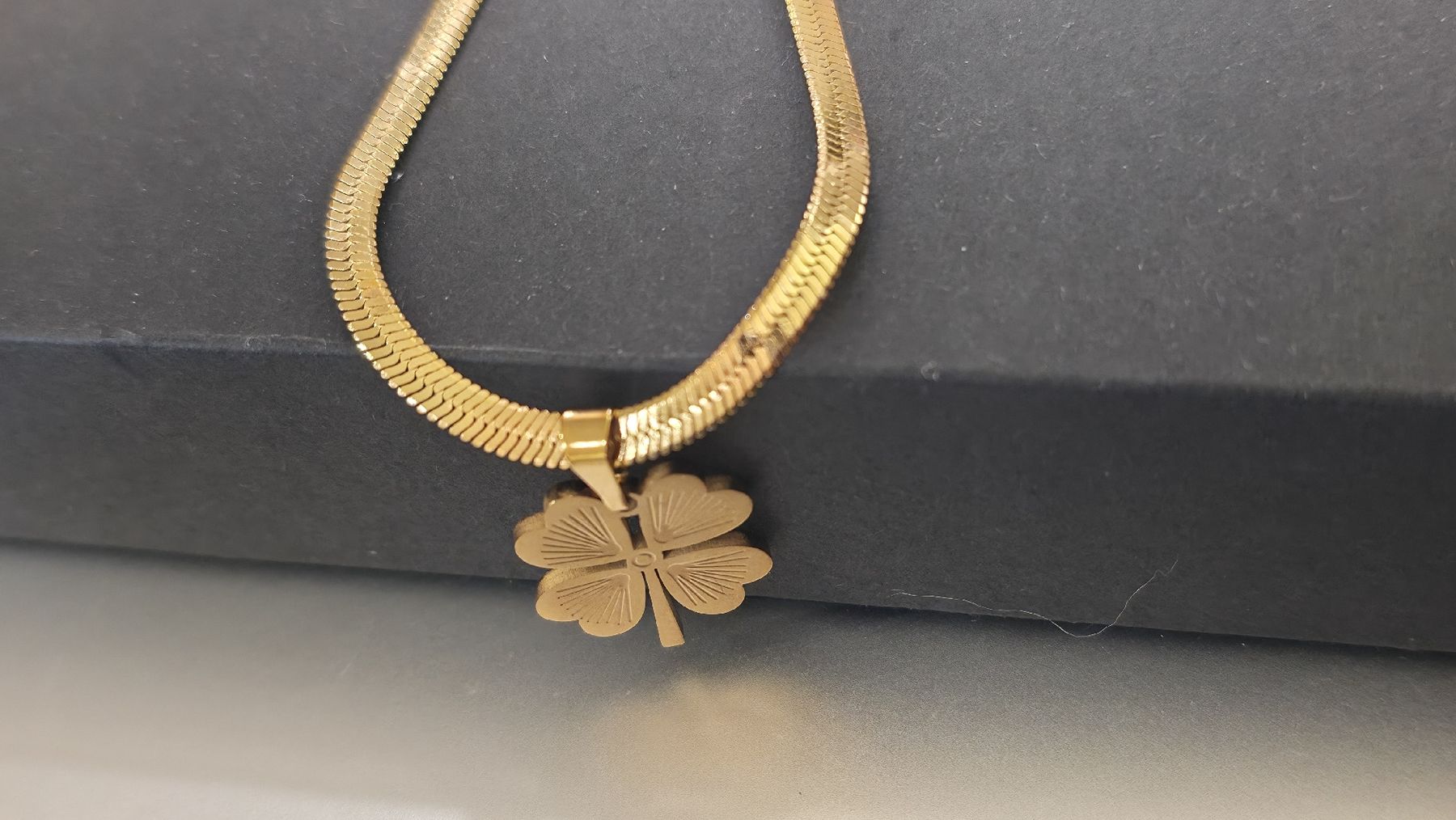Ketten: Kette 18k vergoldet – Neu und originalverpackt aus Hemmental von 18kGold