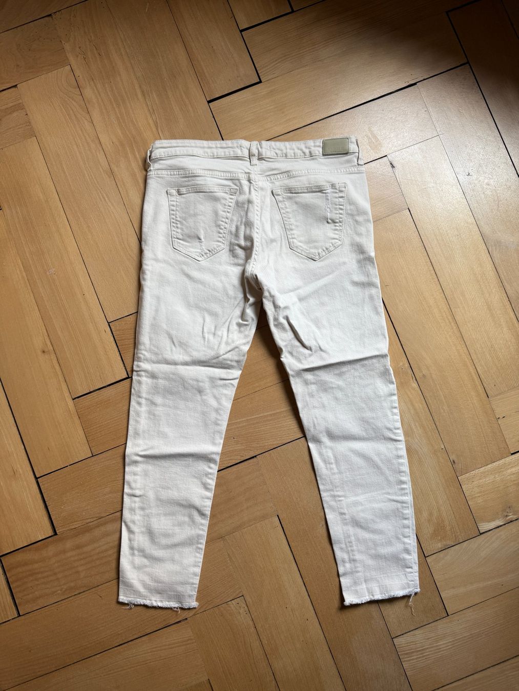 Zara Jeans: ZARA - Jeans beige 40 – Gebraucht aus Zürich von Diazaio 2
