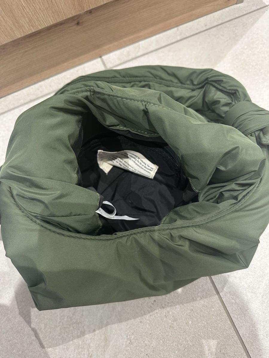Borse da donna: Olive Grüne Umhängetasche mit Knoten – Usato da Brügglen venduto da niinelii 2