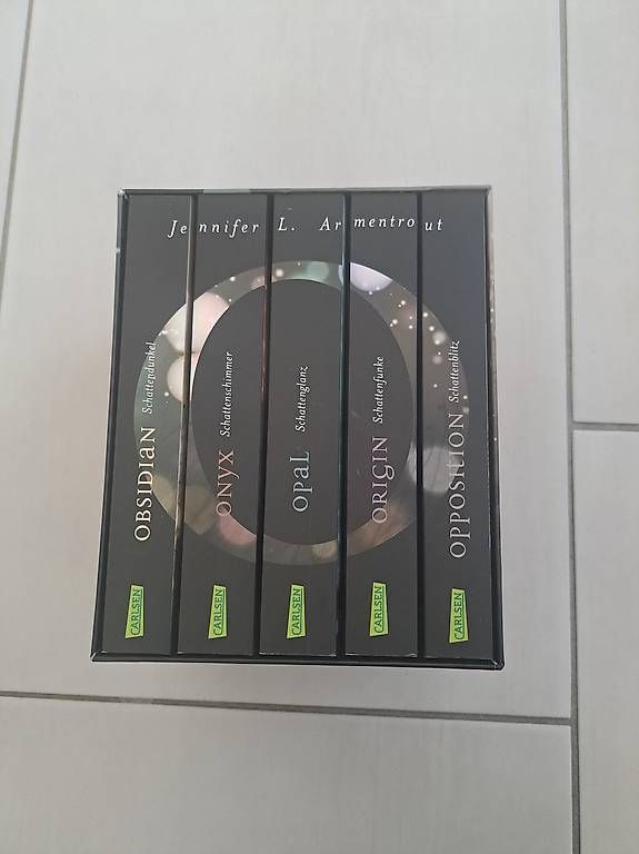 Libri: Obsidian 1-5 im Schuber – Usato da Waltenschwil venduto da k-r-tuning 2