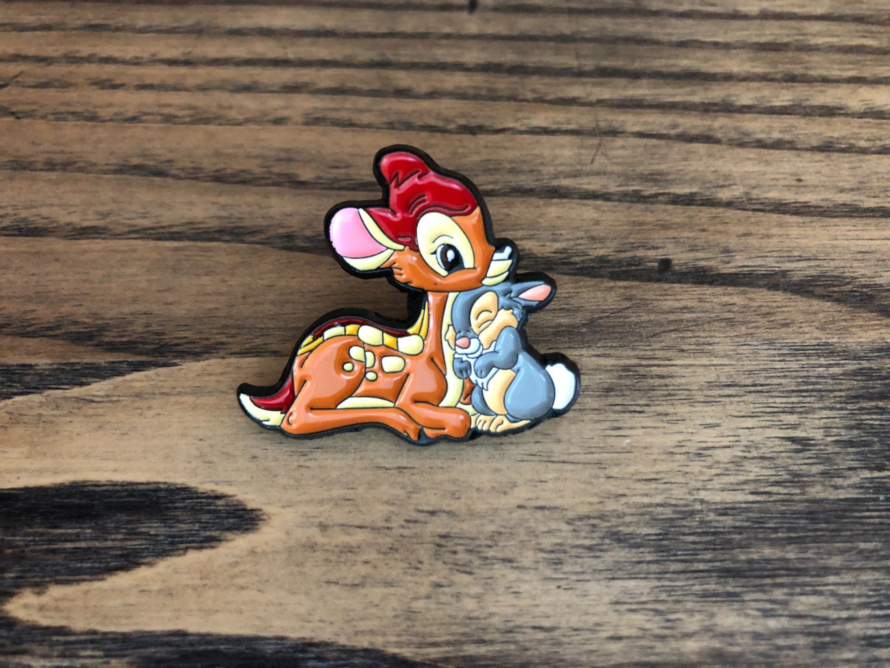 Spille & Fermagli: Disney Bambi Pin Anstecker Brosche – Nuovo e nell'imballaggio originale da Berg am Irchel venduto da Zweiti_Chance