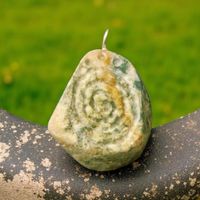 Anhänger Allalin-Gabbro mit gravierter Spirale