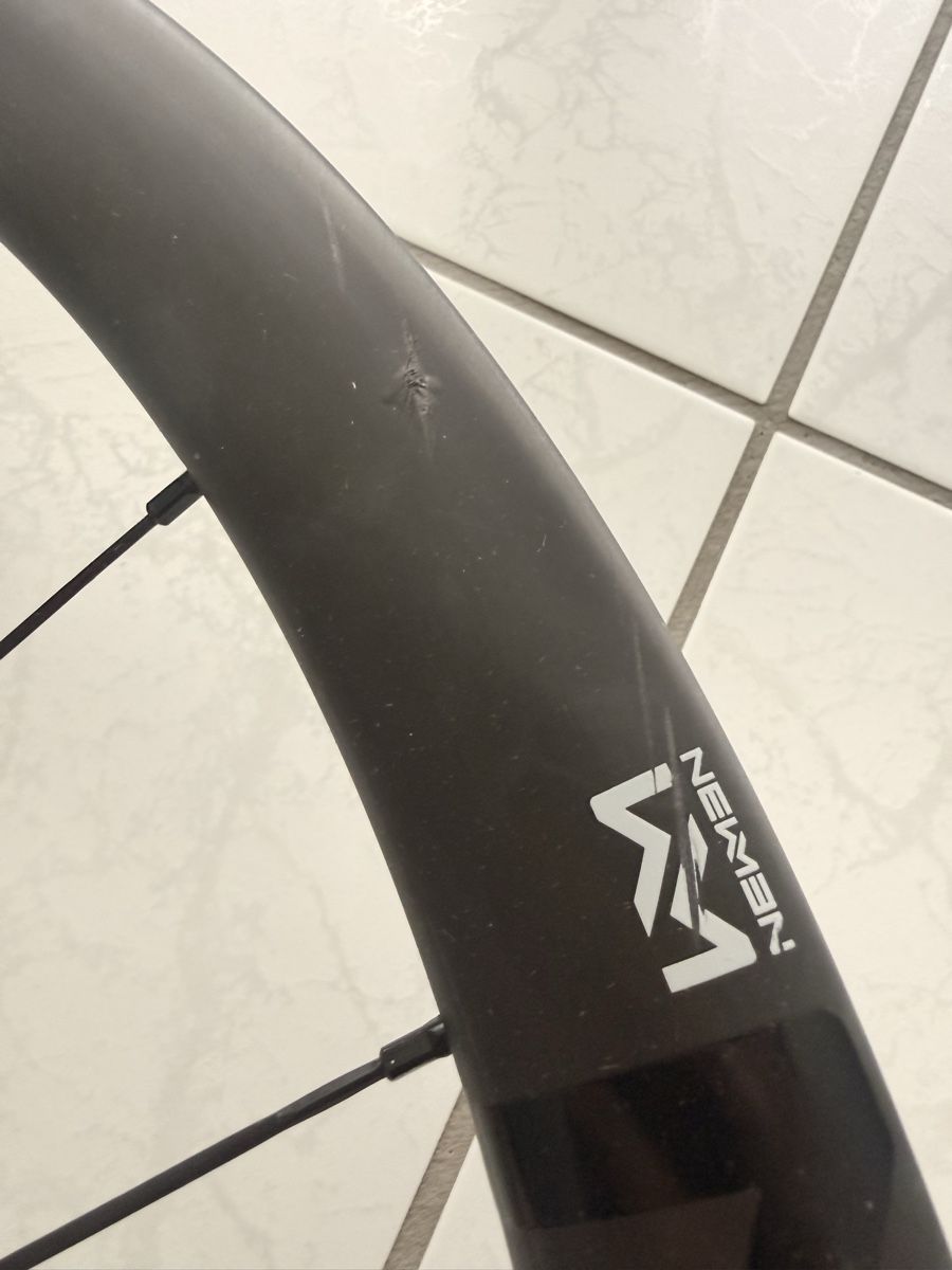 Pezzi di ricambio: Newmen Laufrad Climb Streem C 38 – Usato da Luzern venduto da Olivia_131 3