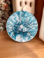 Rundes Acrylbild, Fluid Painting, blau/weiss
