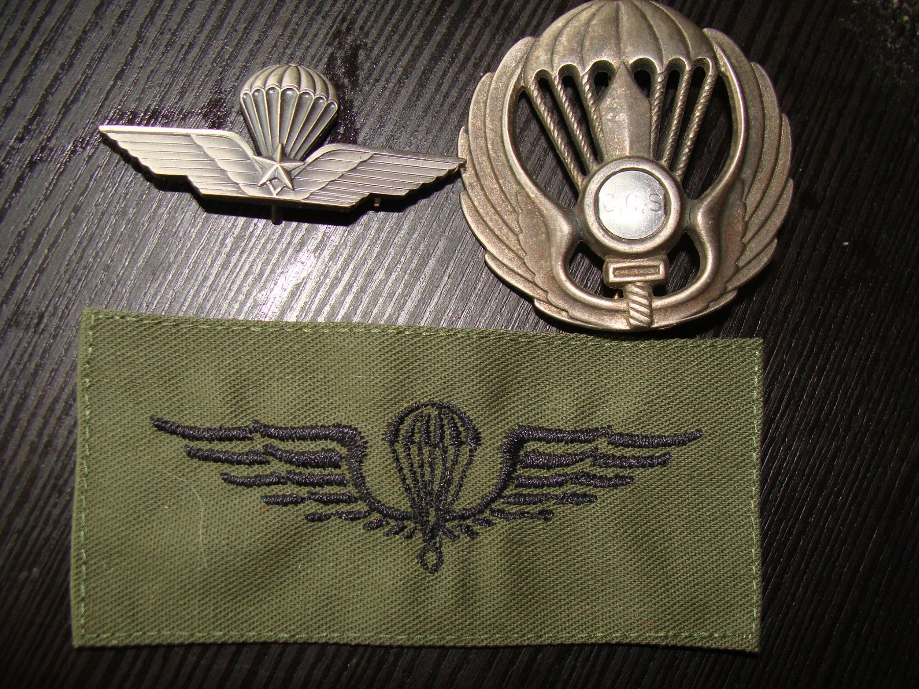 Placchette & Badge: Lot de badges et insignes – Usato da Cuarny venduto da hen_g7hn 3