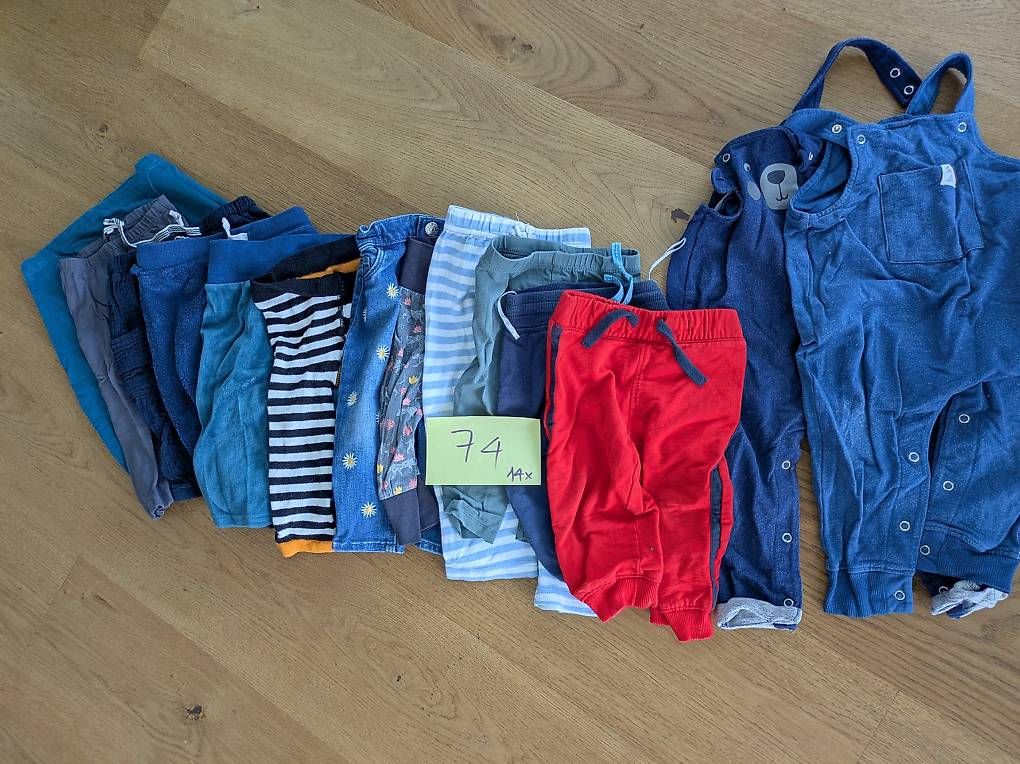 Lotti & Set di vestiti: Grösse 74/80: Kleiderwundertüte :-) – Usato da Turbenthal venduto da Famara2010 2