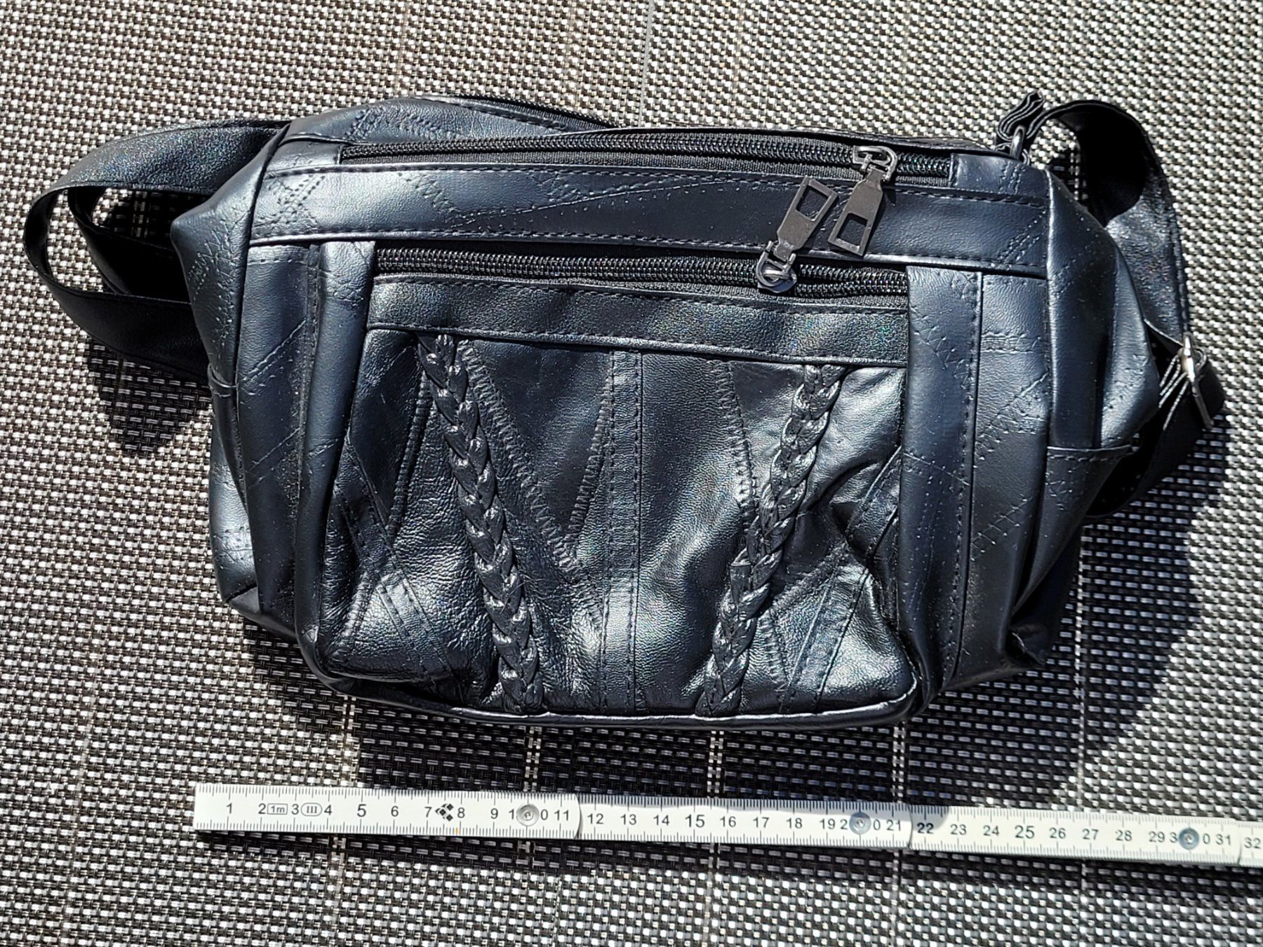 Taschen für Damen: Damen-Handtasche Leder NEU/OVP – Neu und originalverpackt aus Oetwil am See von swisspeak 2