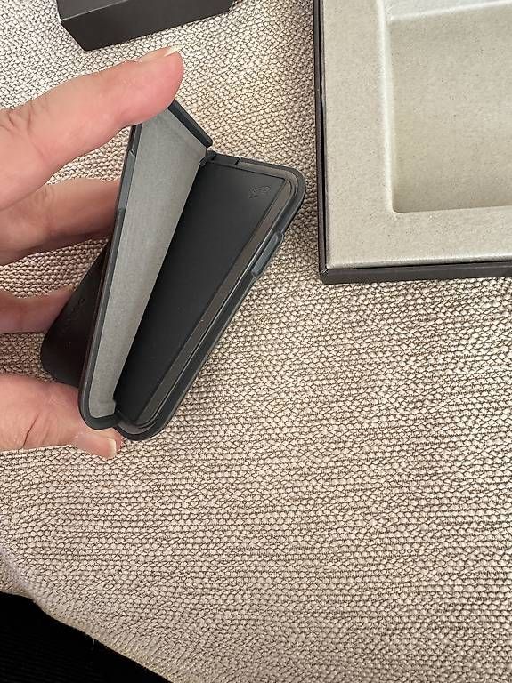 Bellroy Sonstige Kleidung & Accessoires: Bellroy Kartenhalter Kartenetui Flip case Leder schwarz – Neu (gemäss Beschreibung) aus Muttenz von einfach-schoen 1