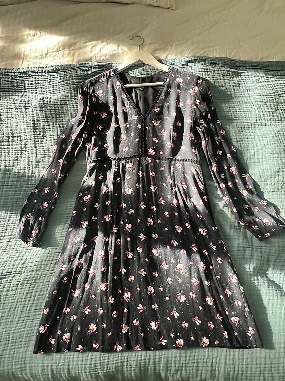 Caroll Vestiti: Robe Caroll t.40 – Nuovo (secondo la descrizione) da St-Prex venduto da feb_wd8w 1