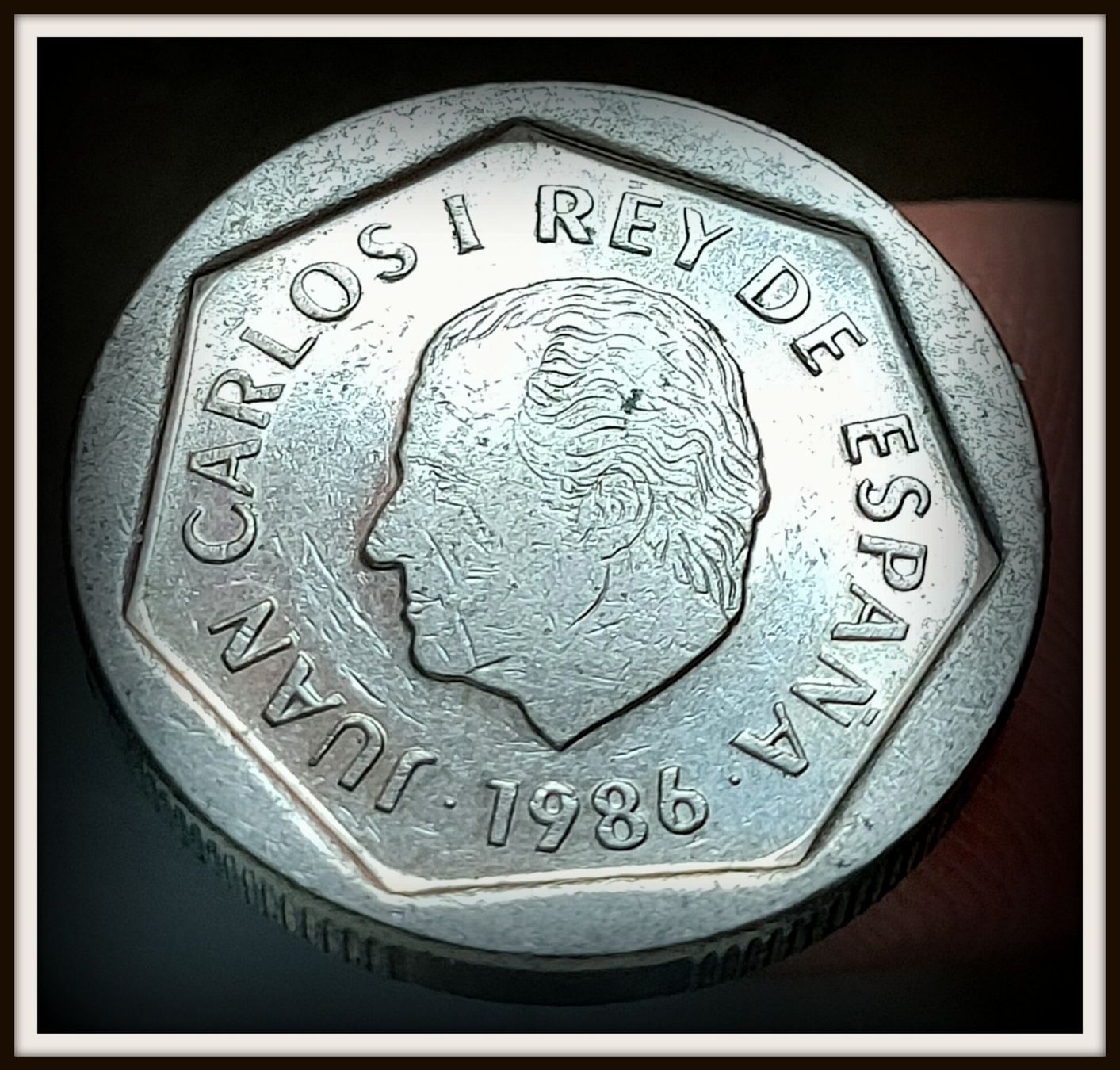 Tutti le monete: SPANIEN 200 PESETAS 1986 – Usato da winterthur venduto da CoinPassion