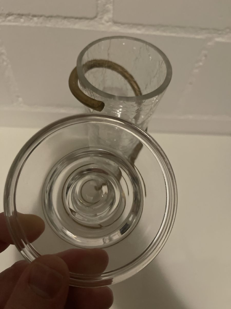 Vasi & Recipienti: Glasvase mit Metallgestell klar  – Usato da Unterkulm venduto da AnoliOccasion 1