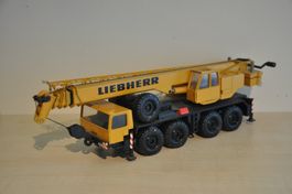 LIEBHERR Mobilkran