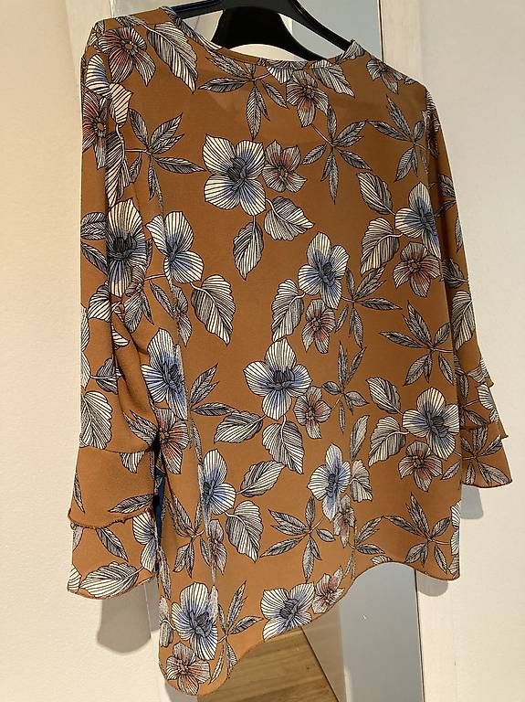 Camicette: Bluse Shirt Gr. S/M – Usato da Winterthur venduto da Rawille 2