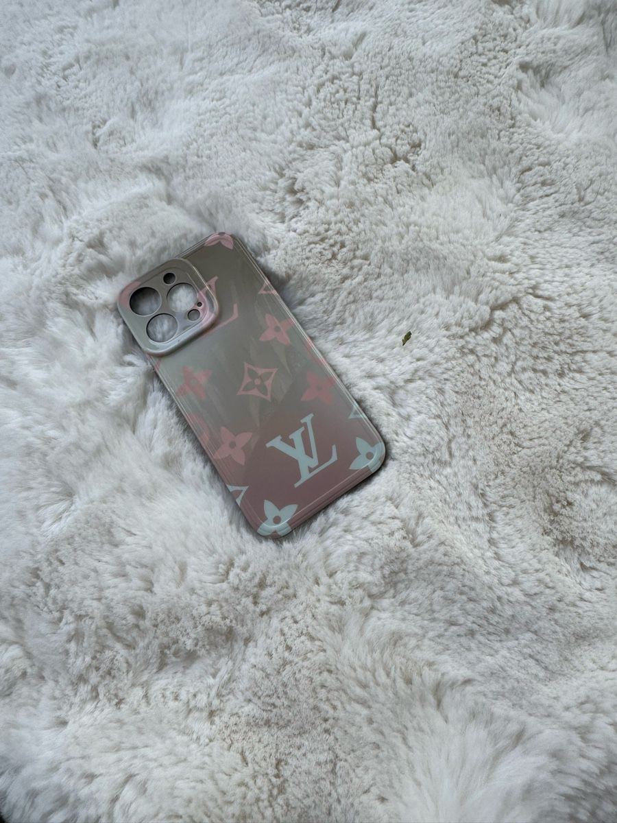 Cover & Protezioni schermo: iPhone 15 Pro max Hülle - Edles Design – Usato da zürich venduto da Bailey17 6