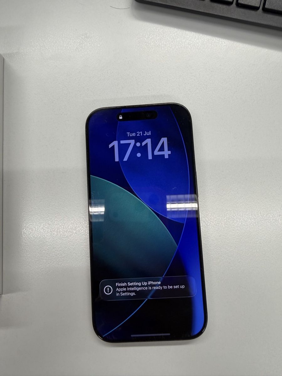 Apple Telefoni cellulari / Smartphones: iPhone 16 pro 128GB – Usato da Zürich venduto da Yoni_to 1