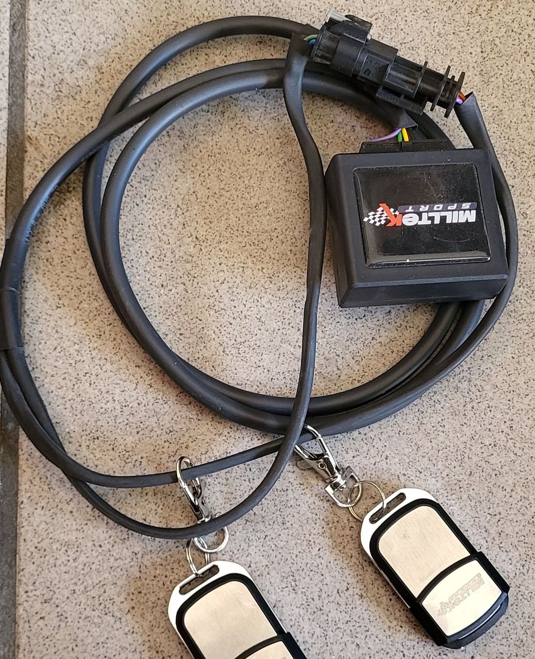 Alle Autoersatzteile: Active Valve Control Ford Fiesta St MK8 – Neu (gemäss Beschreibung) aus Giubiasco von los_sf26