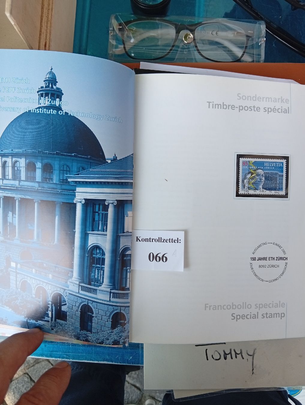 Albums: PTT-Jahrbuch 2005 postfrisch – Neuf (Voir description) à Lugano par TomEle-Di-Tutto-1Po 1