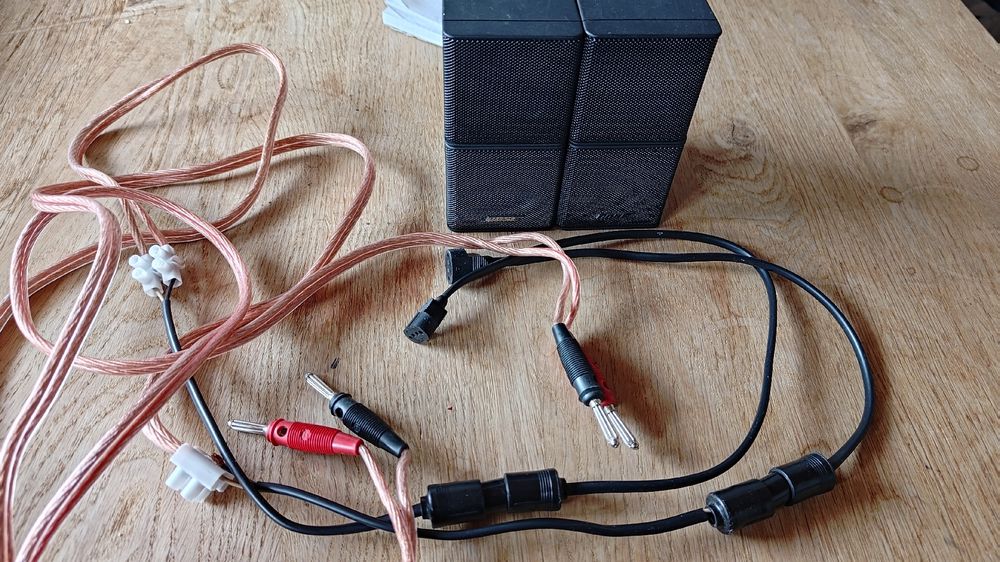 Bose Würfellautsprecher klein Paar 10
