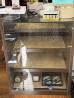 Schmuckvitrine abschliessbar mit Schlüssel