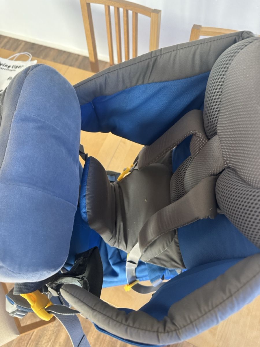 Deuter Porte-bébés ventraux & dorsaux: Child Carrier Backpack - Kinder Rücksack – D'occasion à Altendorf par dario_zh 4