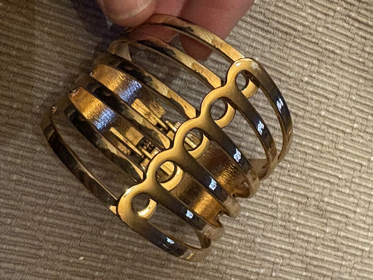 Bracelets: Armreif / Klapp Reif – D'occasion à Rümlang par euqinom16
