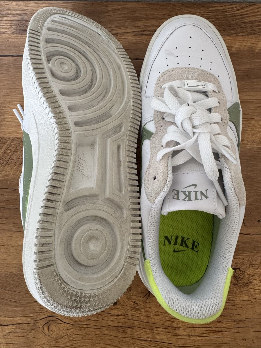 Nike Damenschuhe: Nike Air Force 1 PLT.AF. ORM Blanc Oil Vert, taille 39 – Gebraucht aus Brügg BE von Goob 7