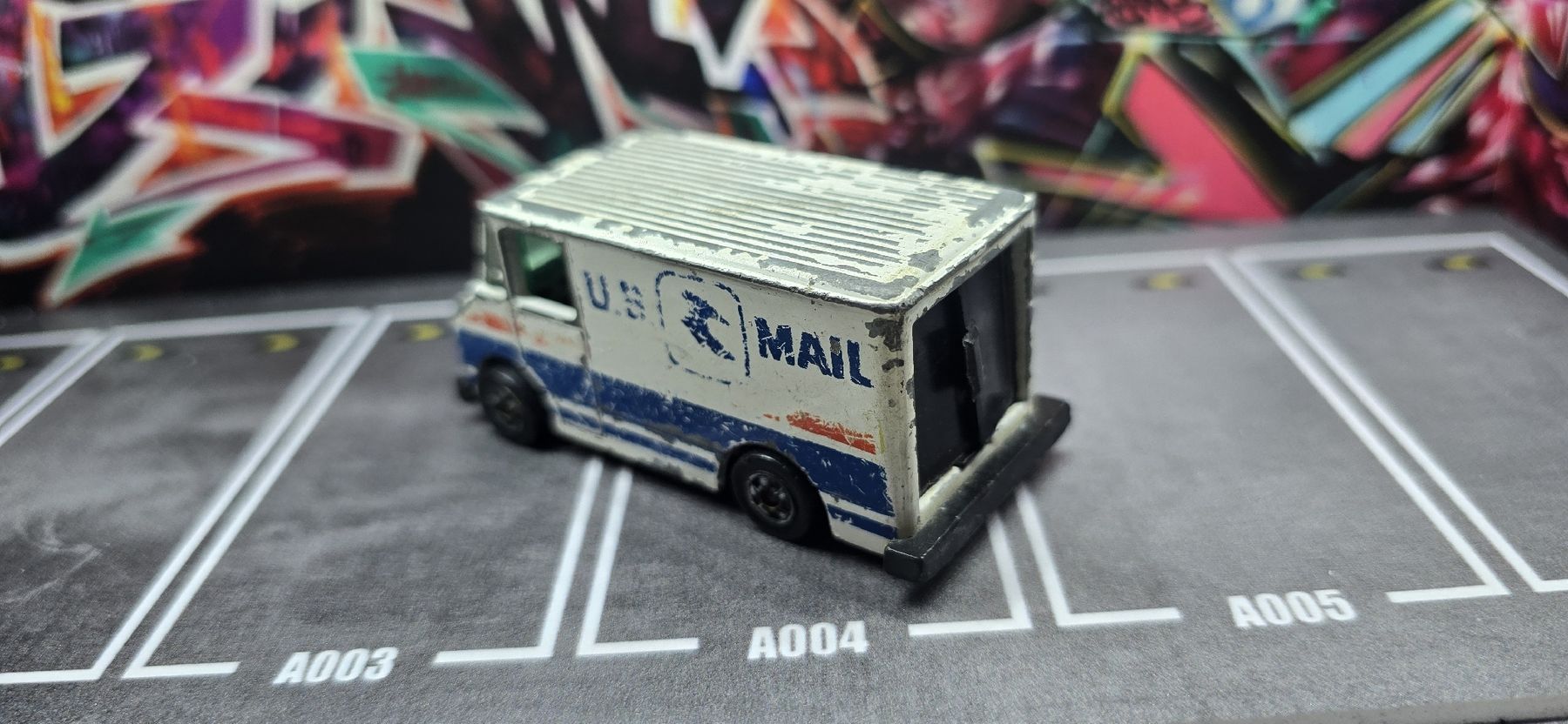 Hot Wheels Modellini d'auto: Hot Wheels USPS US Mail Truck – Usato da Frauenfeld venduto da ufo_yk6c 1