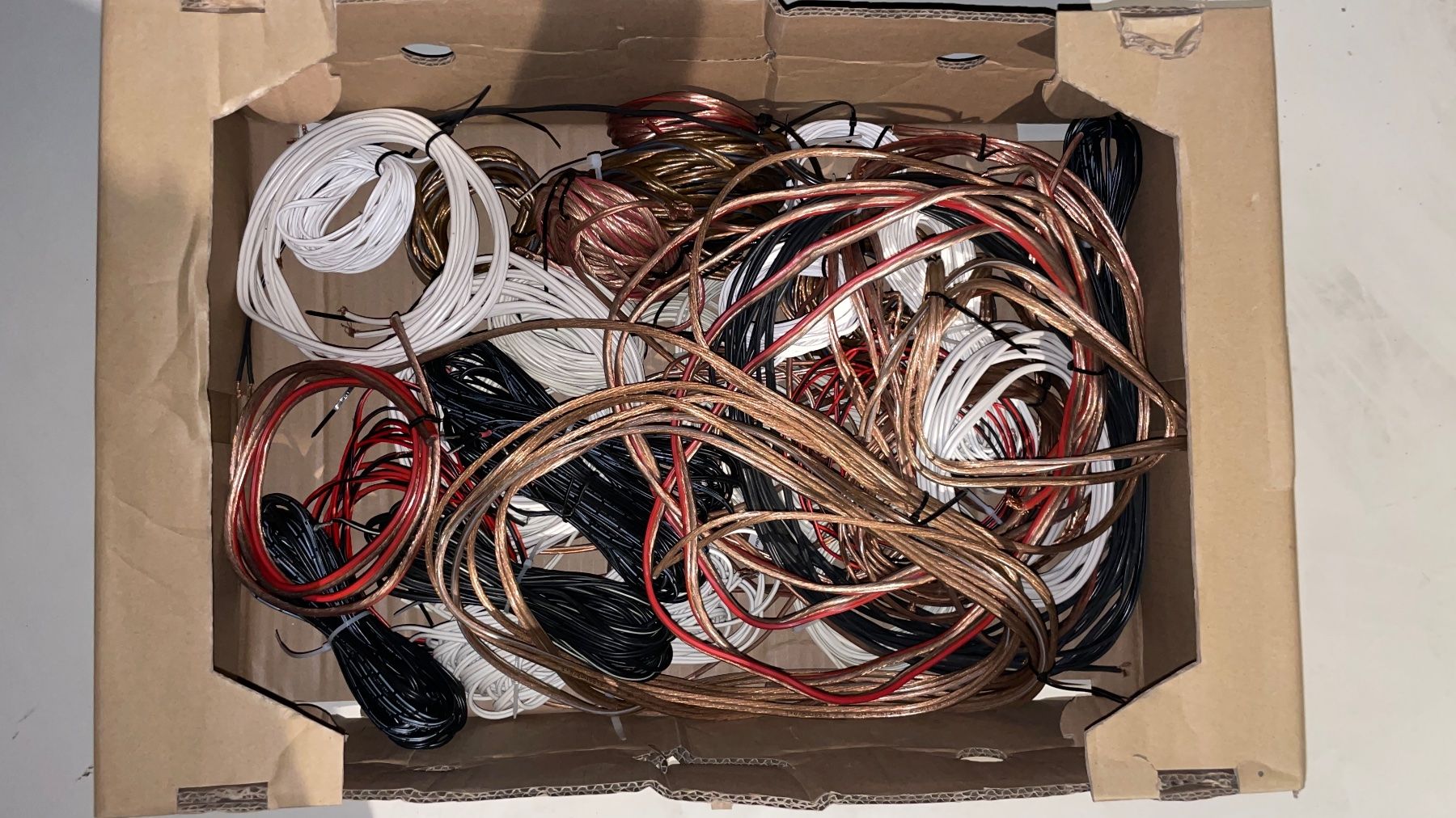 Câbles: Posten Lautsprecher Kabel – D'occasion à Ehrendingen par Cyrilf99
