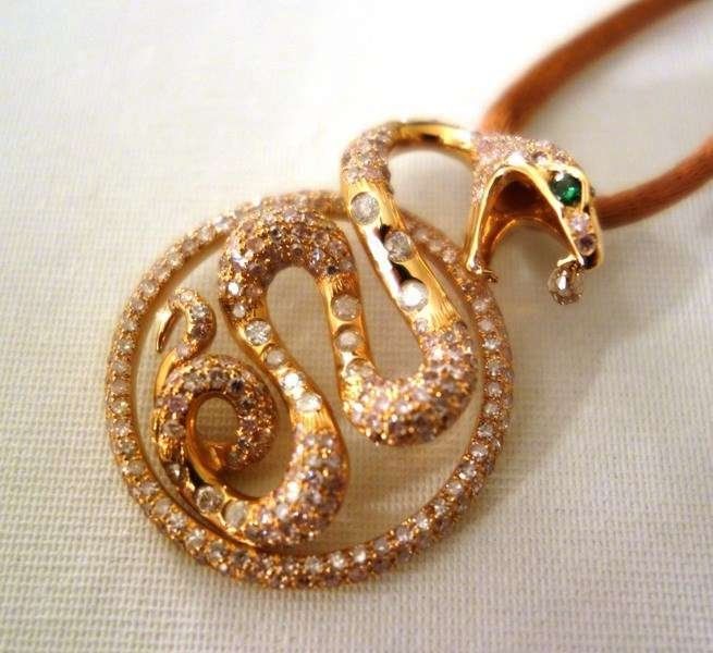Pendentifs: Cobra Halskette Neu – D'occasion à Zürich par Nazerali8002