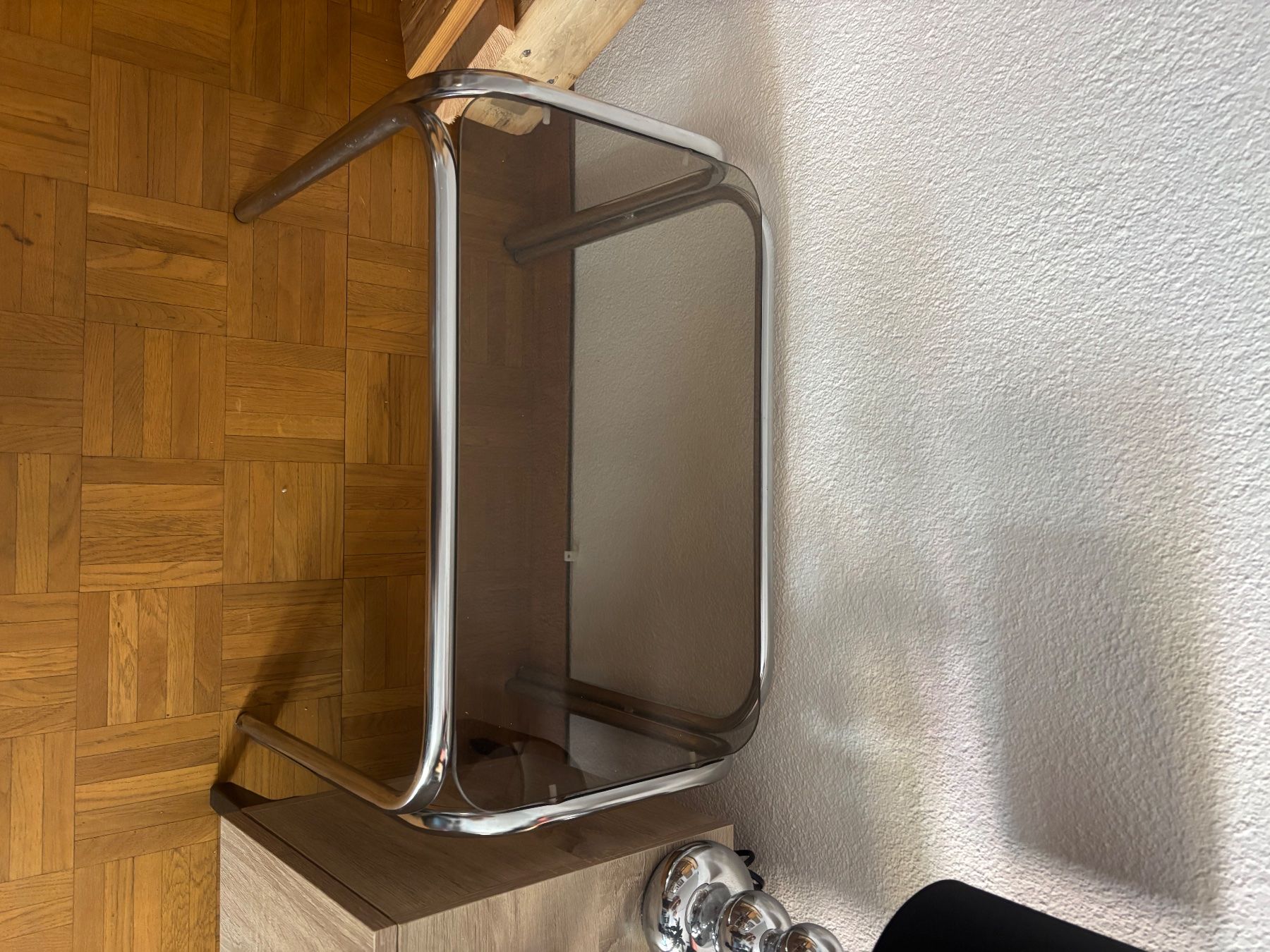 Tische: Vintage Chrome Glastisch – Gebraucht aus Zürich von cihraa