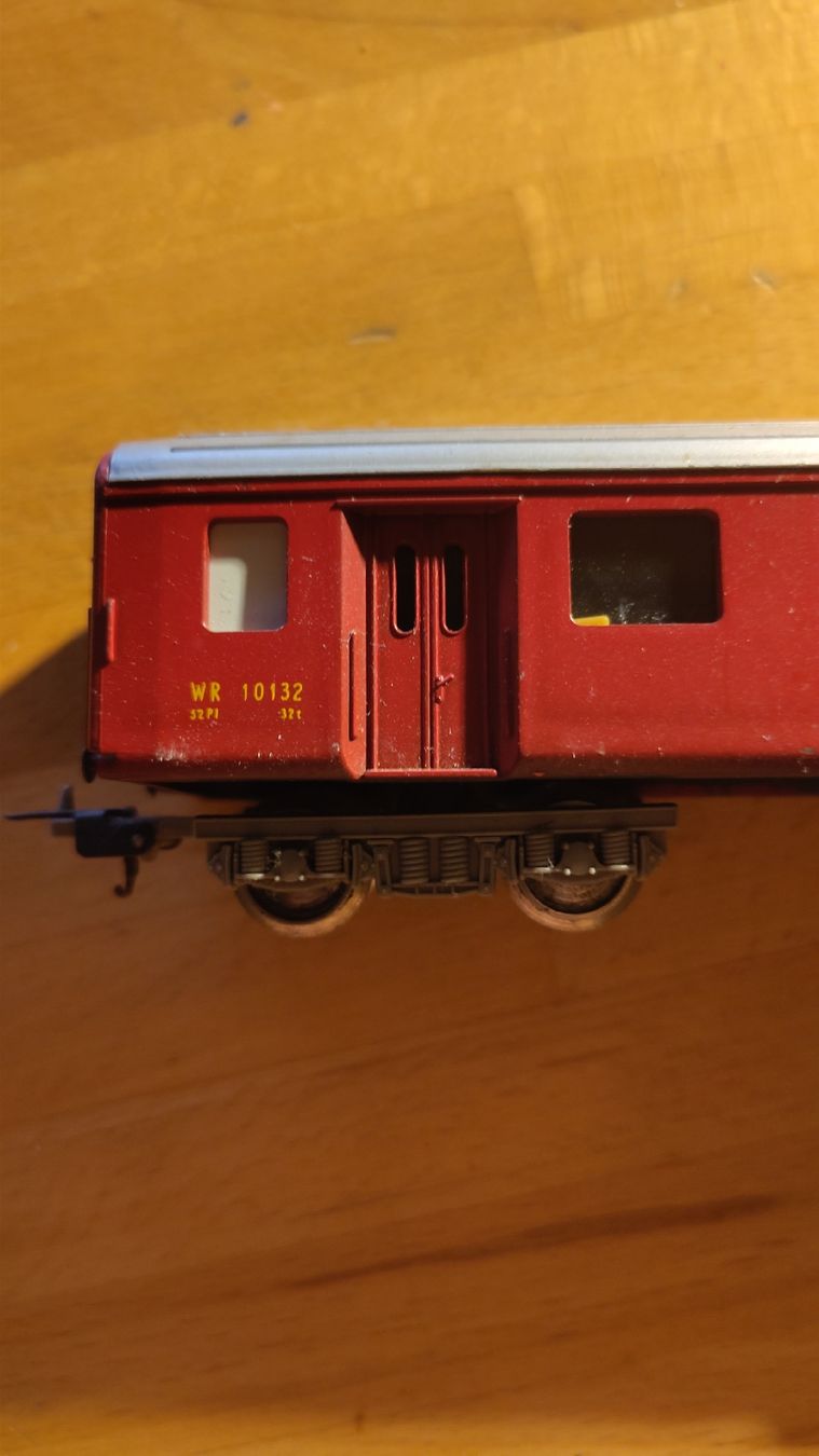 SBB/CFF/FFS Modellini di ferrovie: SBB Speisewagen WR 10132, rot, H0 – Usato da Bolligen venduto da PhilHan