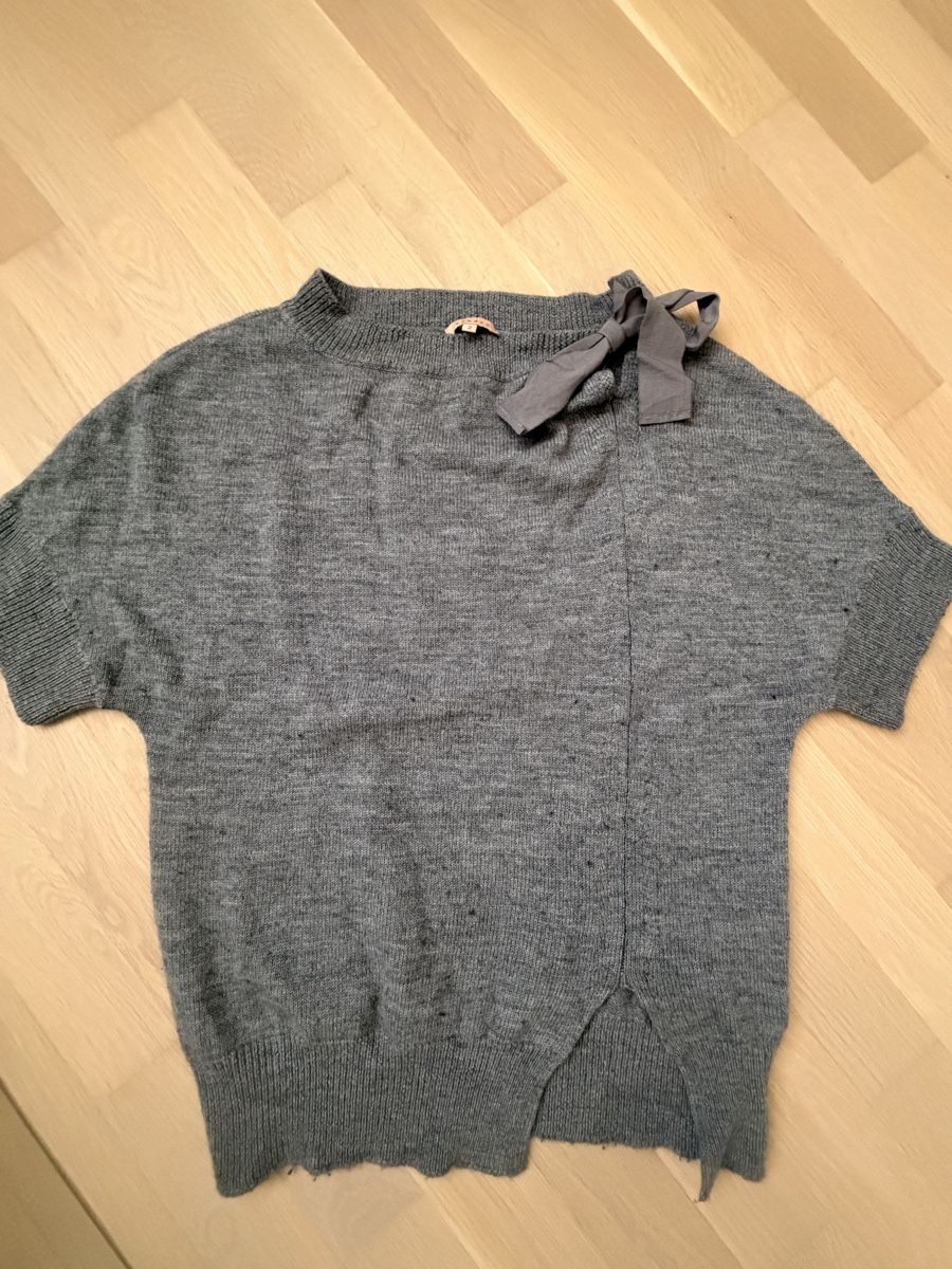 Sandro Maglioni & Felpe: Sandro Pullover 100% Merinowolle grau Gr. 36 38 – Usato da Itingen venduto da Granini_93