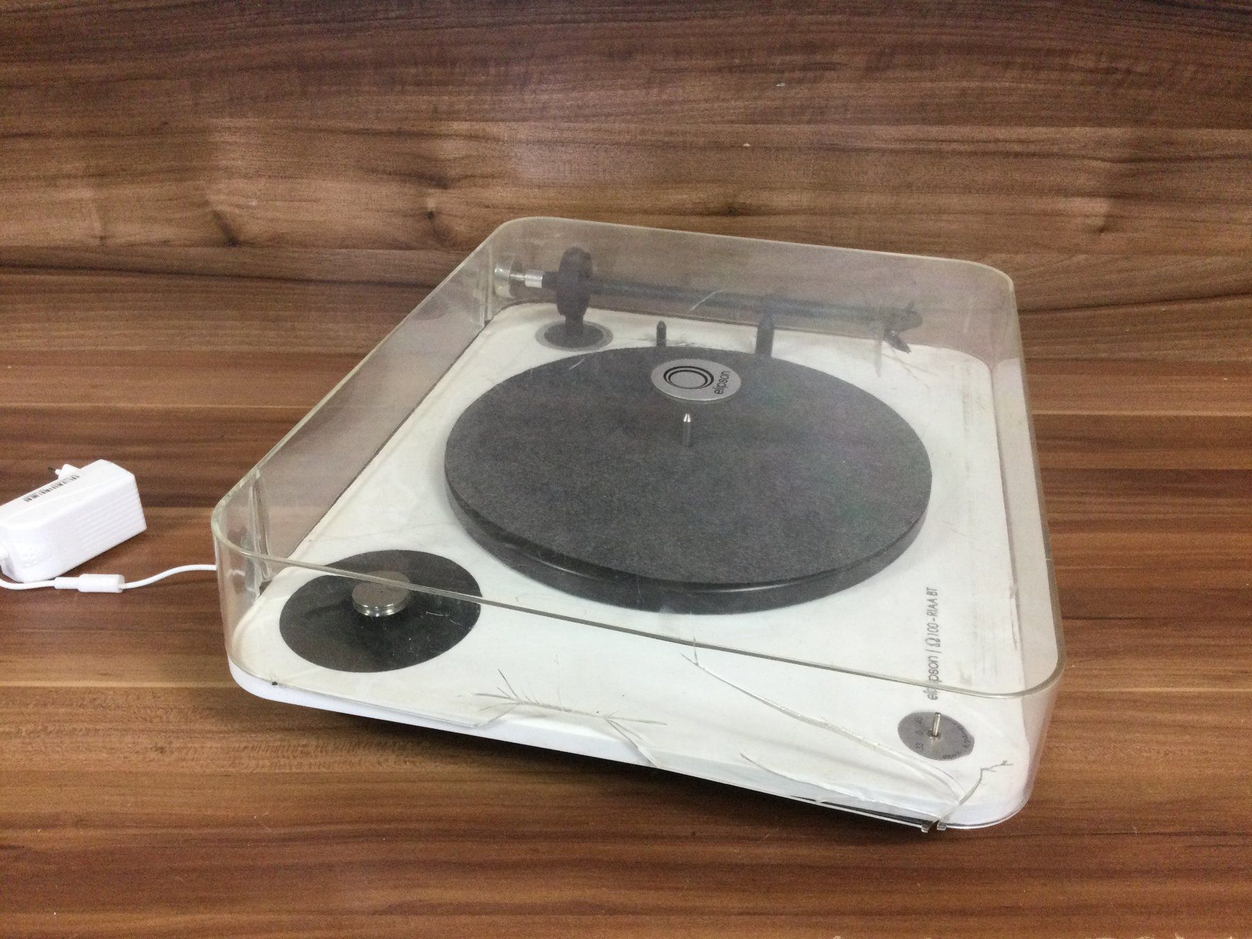Giradischi: Gebrauchter Schallplatten Elipson Ω 100 - RIAA BT – Difettoso da Wangen SZ venduto da kuriosum12 3