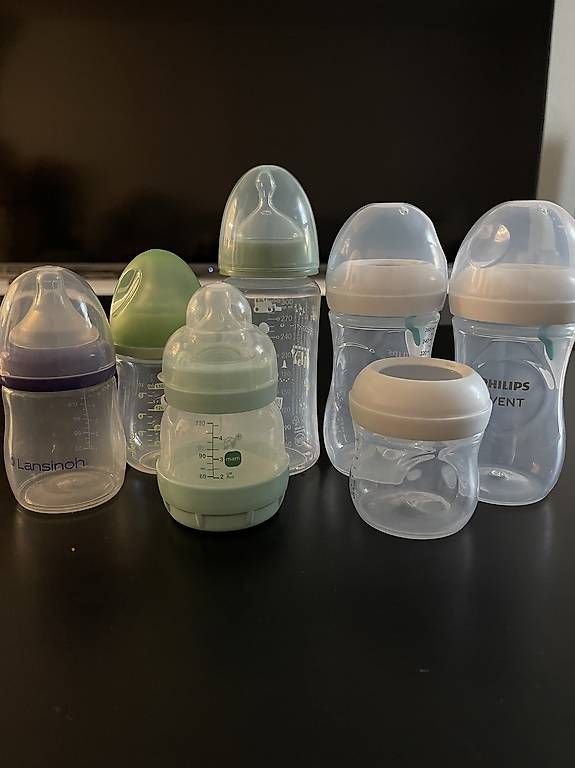 Baby-Mahlzeiten: Babyfläschchen-Set zu verkaufen – Gebraucht aus Kloten von Lume_o