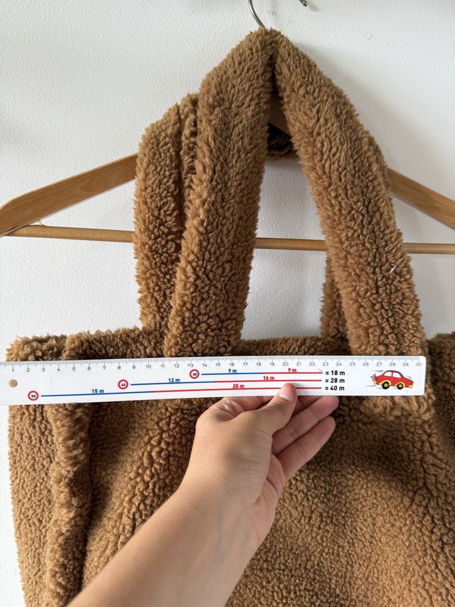 Asos Sacs: Sac cabas marron teddy peu porté  – D'occasion à Cormondrèche par ali_9zh5 3