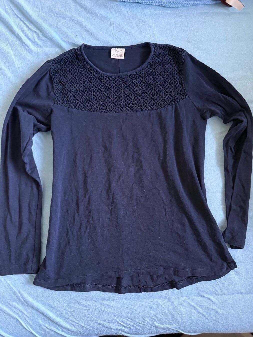 Zara Blusen, T-Shirts & Tops: Zara Langarmshirt 152cm – Gebraucht aus Altendorf von am9j_nt
