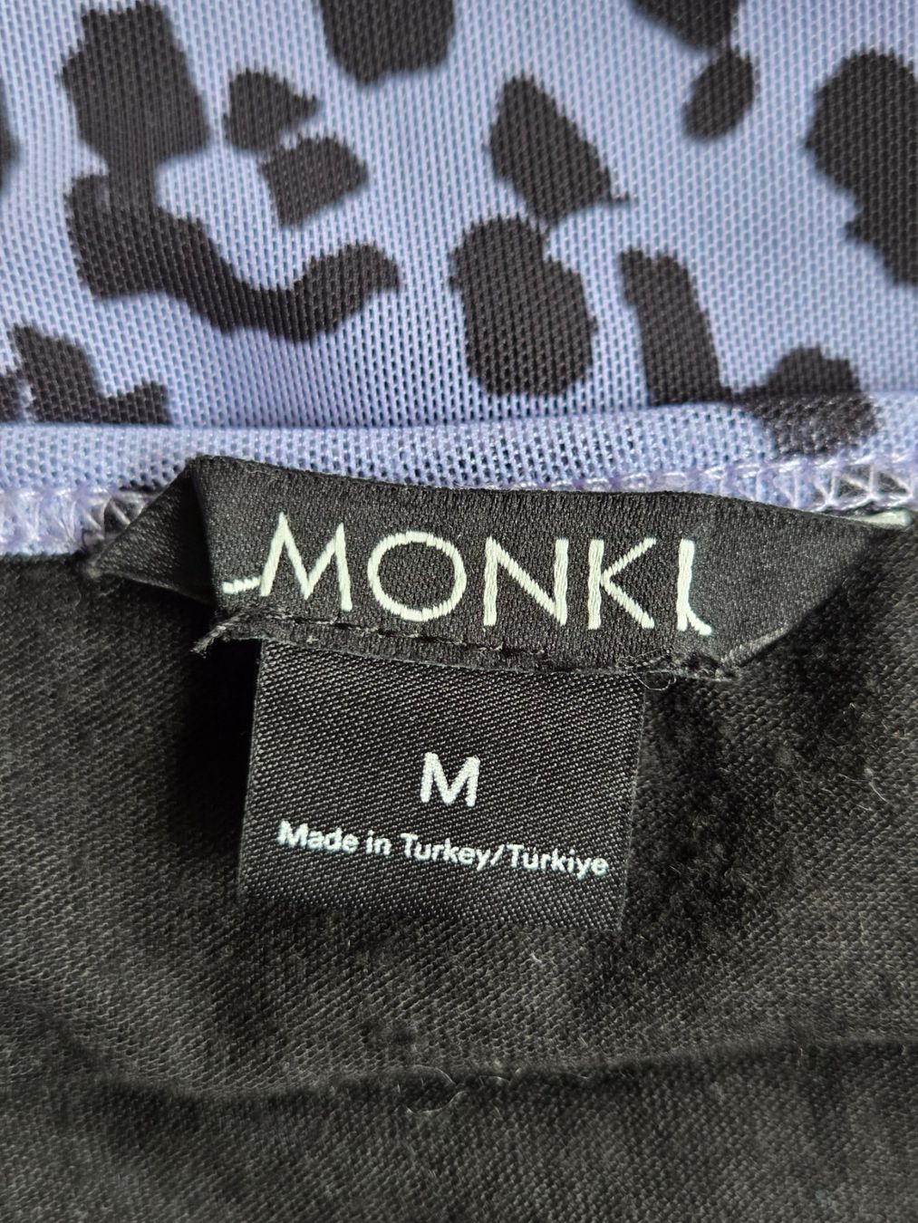 Monki Gonne: Monki Leopard Mesh Skirt – Usato da Bern venduto da -Aniko- 4