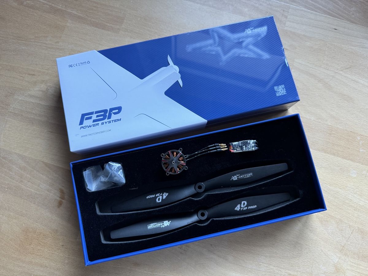 RC Modellbau: T-MOTOR AM40 V2 1880KV PRO Combo Set – Neu und originalverpackt aus Landquart von aviation3000