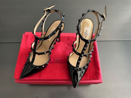 Valentino Garavani Rockstud black pumps, size 35.5