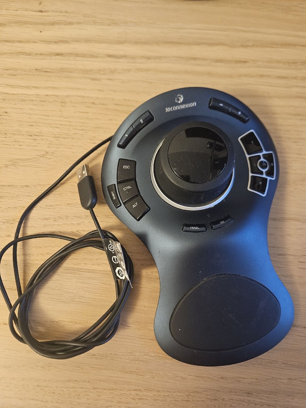 Sistema di controllo: 3D connexion SpaceExplorer USB Steuerung gebraucht – Usato da Zürich venduto da mecafe
