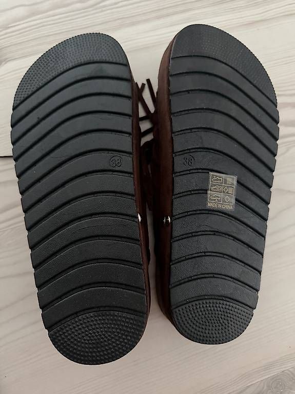 Chaussures femmes: Braune Loafer / Mokassins mit Fransen / Gr. 38 – D'occasion à Frauenfeld par _vivano_ 3